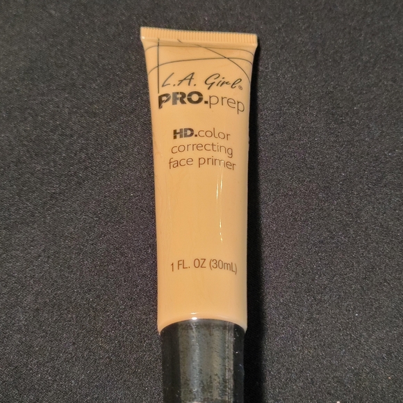 š·3/$15 L.A. Girl Pro.prep correcting primer (GFP911 YELLOW) -Corrects Du - Picture 5 of 7